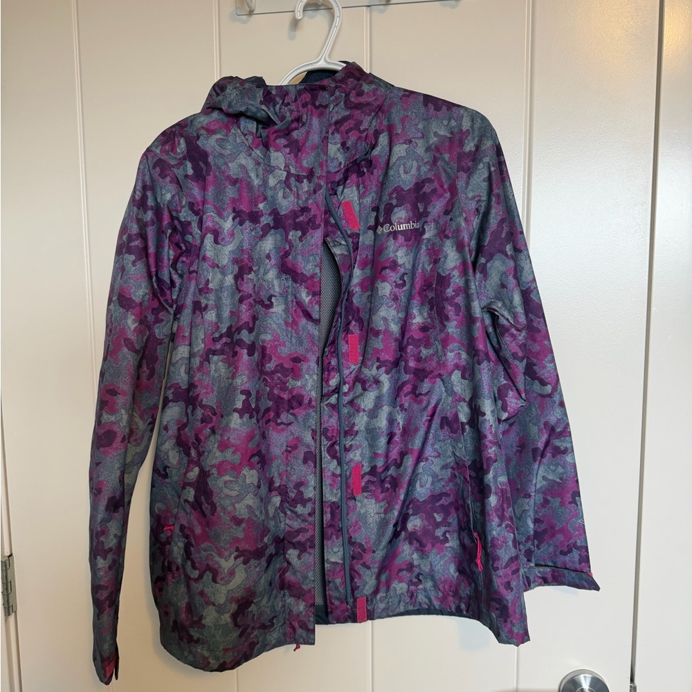 Columbia Purple & Gray Camo Hooded Rain Jacket